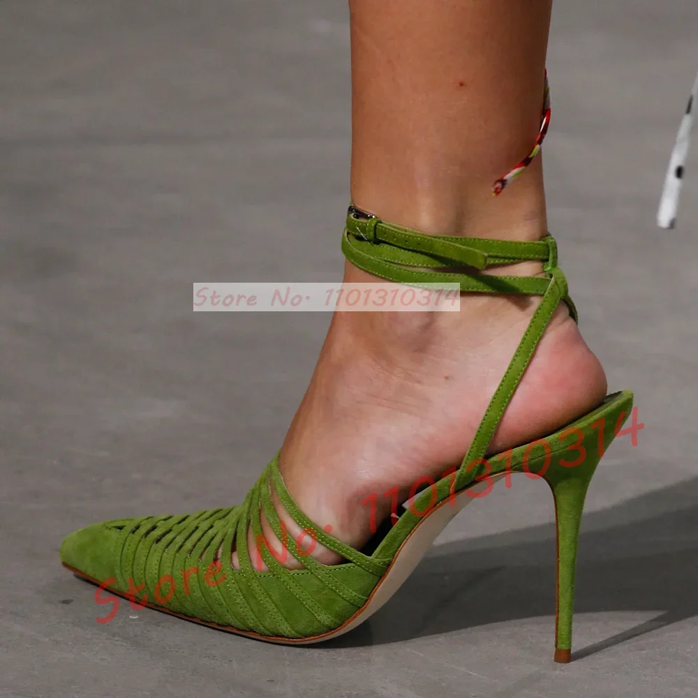 Crossfit Outfit - Sandalias de tiras de ante veganas